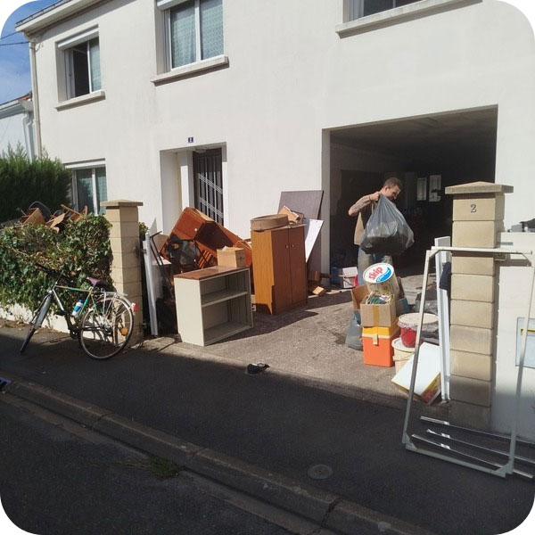 Debarras maison Saintes 17